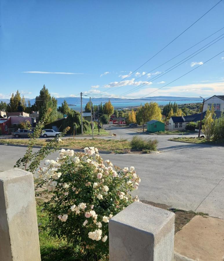 La Hogarena Villa El Calafate Exterior photo